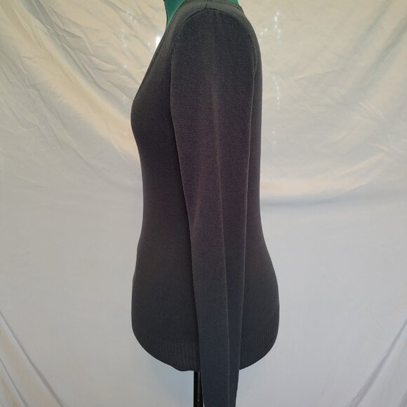 H&M Vneck Sweater - Picture 5 of 5